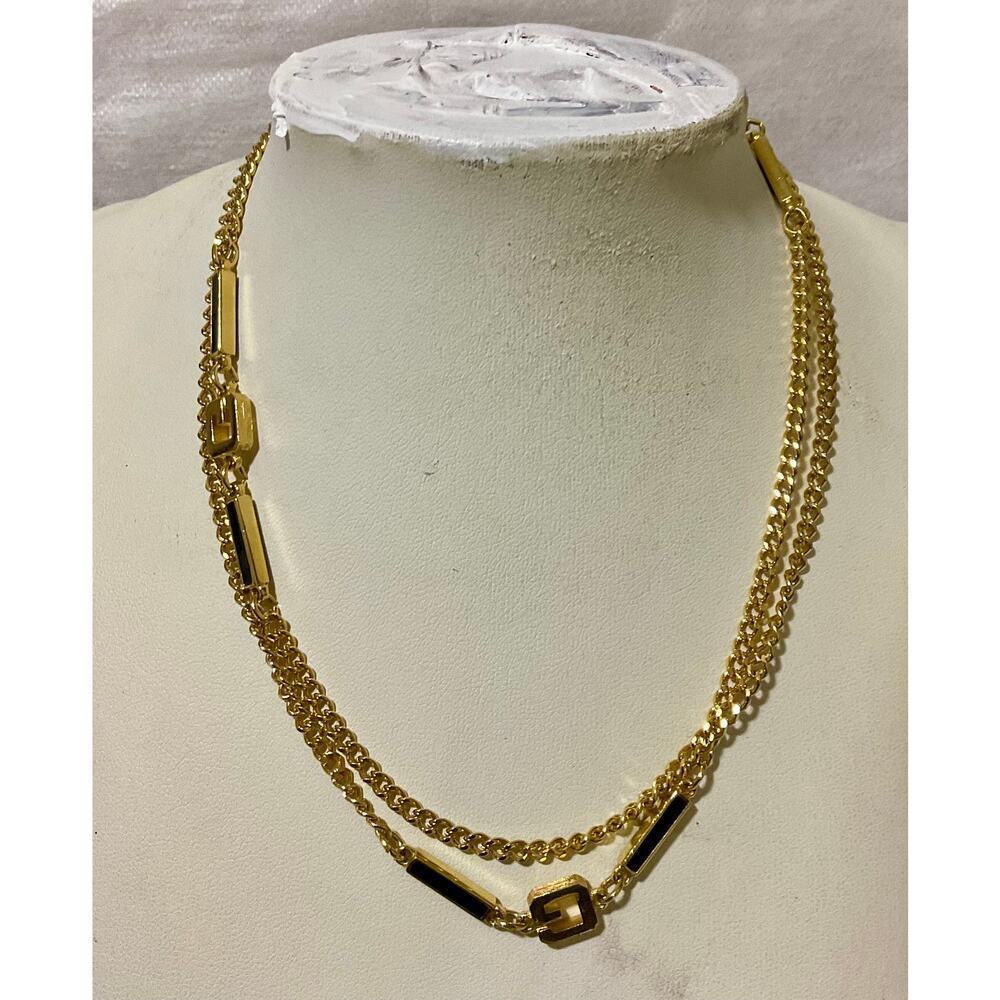 Givenchy G Vintage Logo Long Chain Necklace In Gold & Emerald Filled Bars